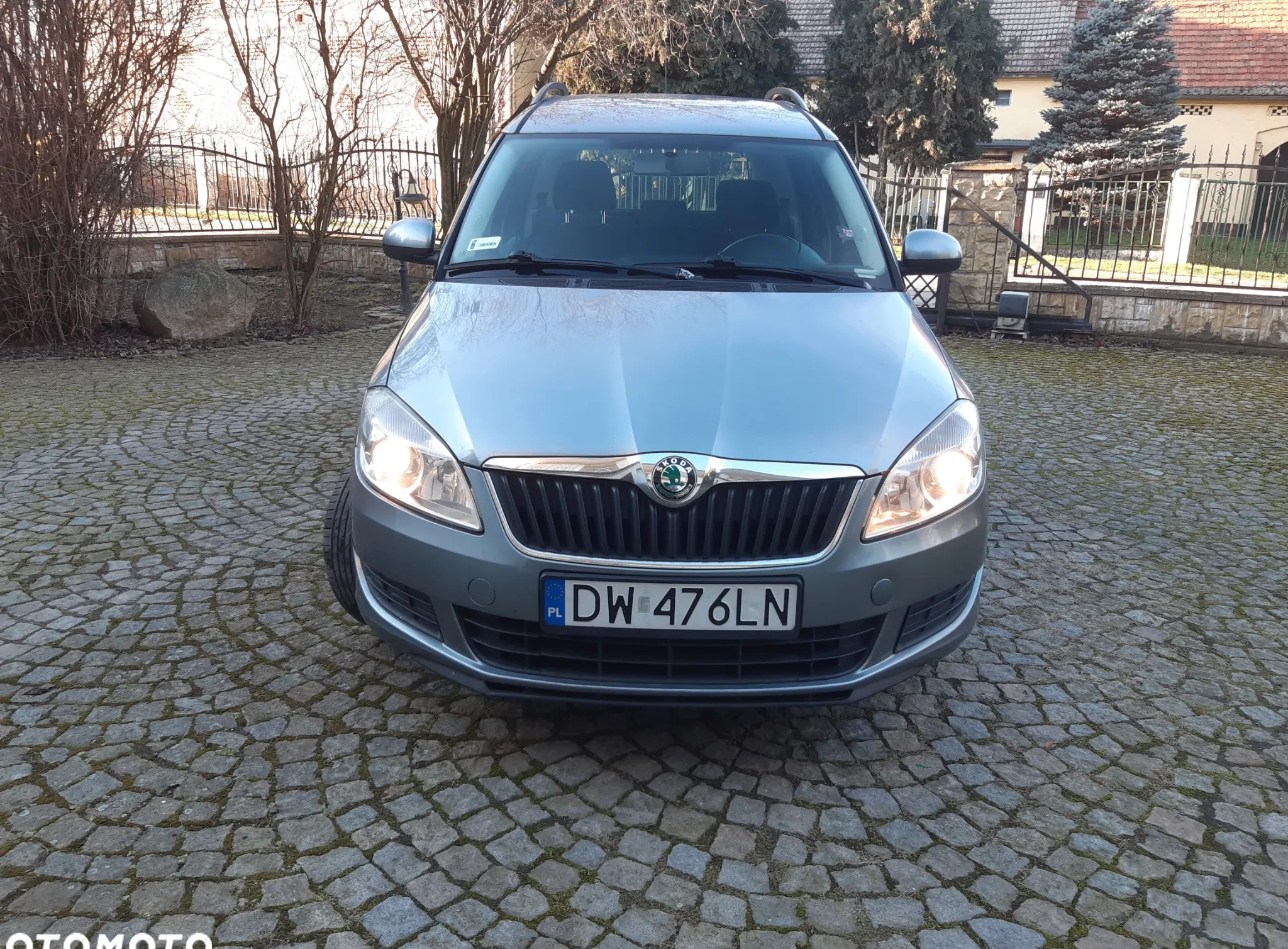 Skoda Roomster cena 17800 przebieg: 199000, rok produkcji 2011 z Paczków małe 497